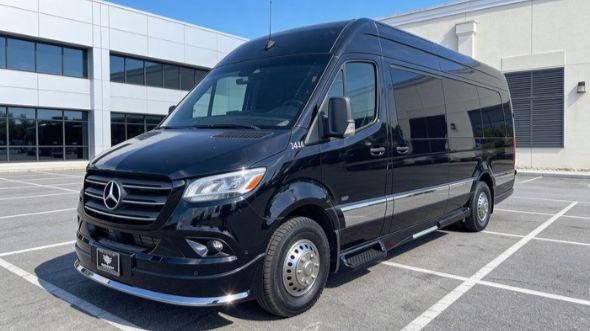 10 passenger sprinter van greensboro