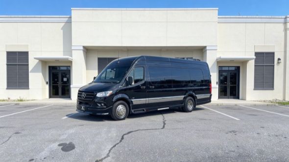 15 passenger sprinter van greensboro