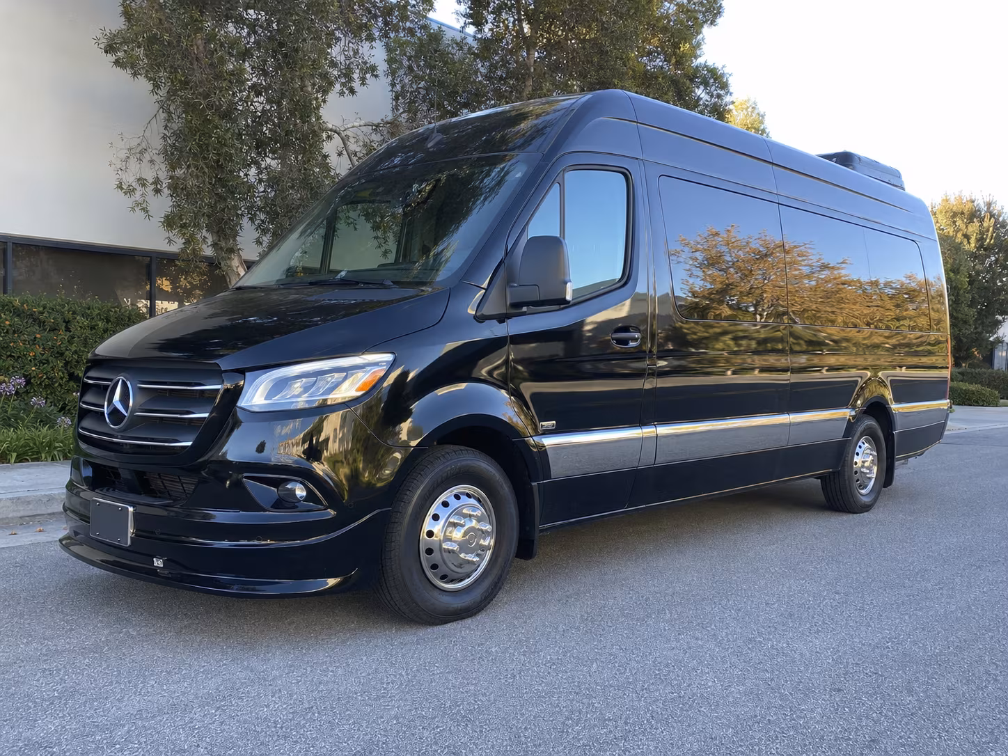 15 passenger sprinter van