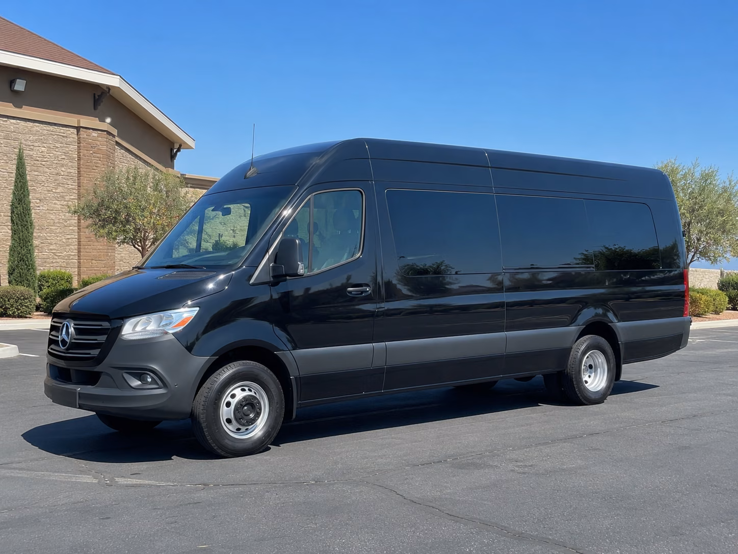 find the perfect transportation for your next corporate event 1